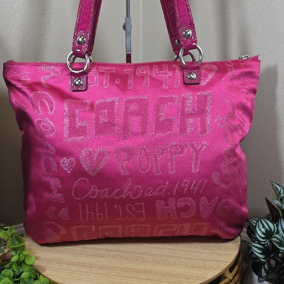 Coach Poppy Story Patch Bag and Matching Wallet - Picture 5 of 16